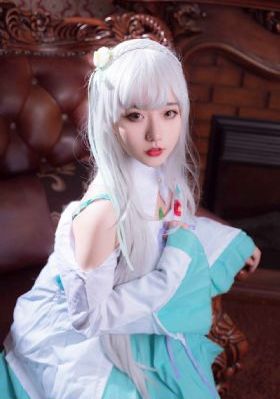 亚洲国产精品三四区_720动漫在线观看