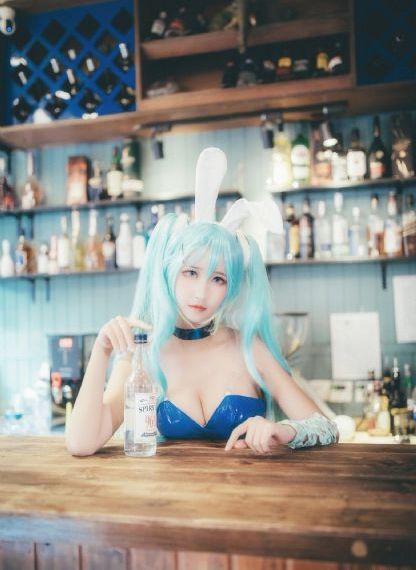 亚洲精品精华液一区_4K免费在线播放