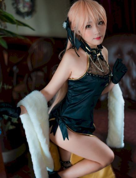 第一章柔佳少妇初尝云雨_4K高清迅雷在线观看