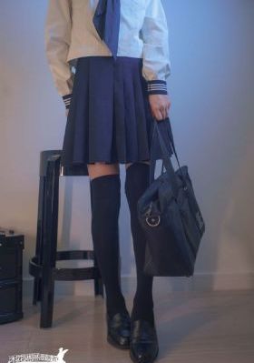 国产精品香蕉人多人在线观看_1080动漫在线观看