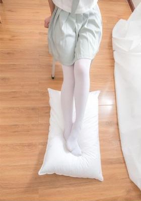 丰满放荡岳乱妇699www_720在线观看视频