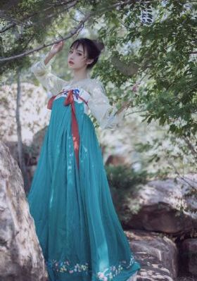 国产超级乱婬av片小草社_BDHD高清在线观看